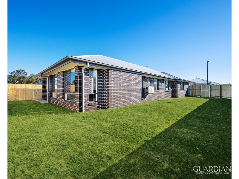 11 Elite Street, Park Ridge QLD 4125