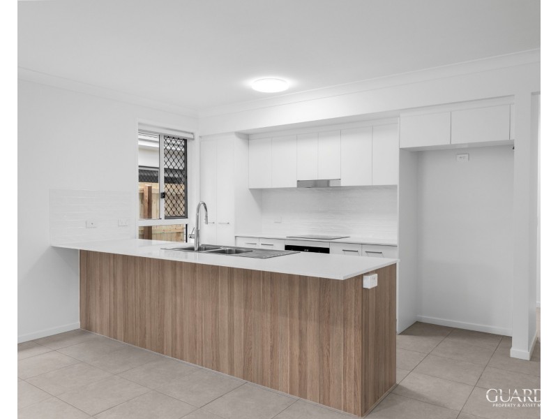 2/18 Darragh Street, Bracken Ridge QLD 4017