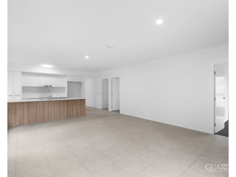 2/18 Darragh Street, Bracken Ridge QLD 4017