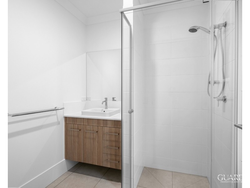 2/18 Darragh Street, Bracken Ridge QLD 4017