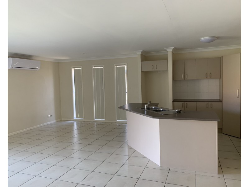 21 Griffen Place, Crestmead QLD 4132