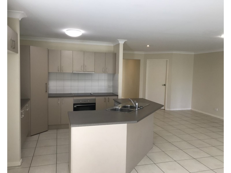 21 Griffen Place, Crestmead QLD 4132