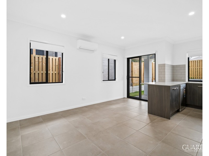 1/14 Sheepdog Road, Park Ridge QLD 4125