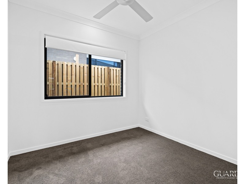 1/14 Sheepdog Road, Park Ridge QLD 4125