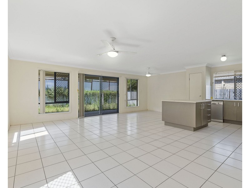 35 Griffen Place, Crestmead QLD 4132