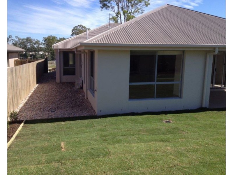 53 Ravensbourne Circuit, Waterford QLD 4133