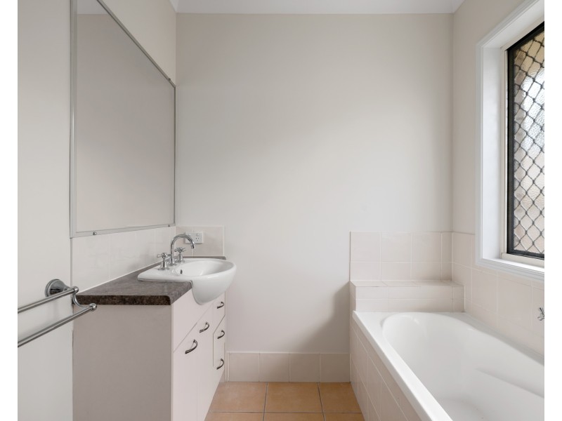 2 Patrone Court, Warner QLD 4500