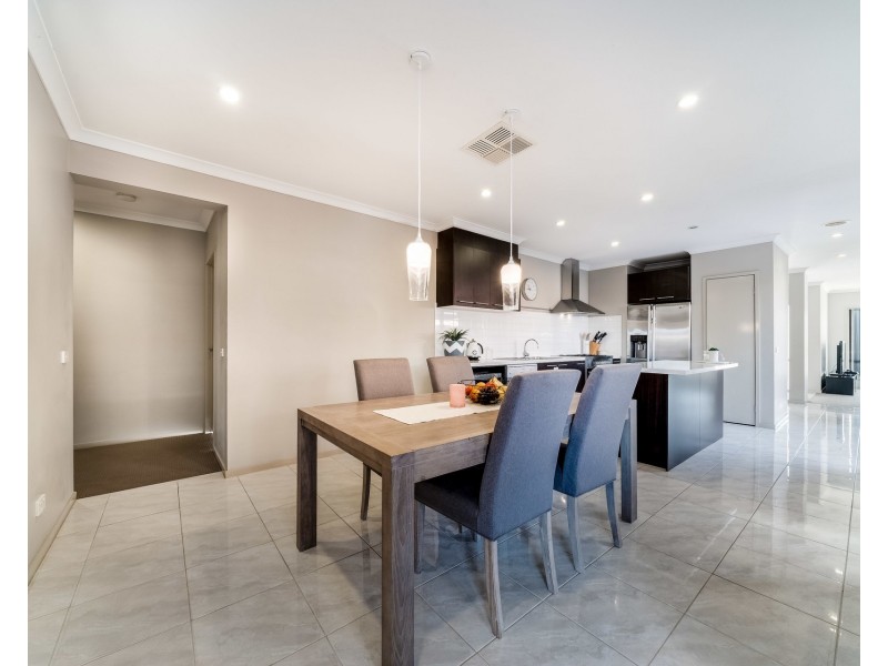 65 **under Contract **moorookyle Avenue, Tarneit VIC 3029