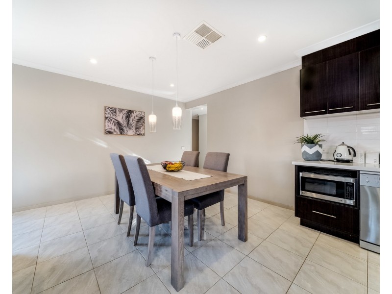65 **under Contract **moorookyle Avenue, Tarneit VIC 3029