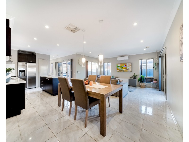 65 **under Contract **moorookyle Avenue, Tarneit VIC 3029