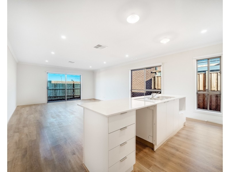 24 Wheat Avenue, Truganina VIC 3029