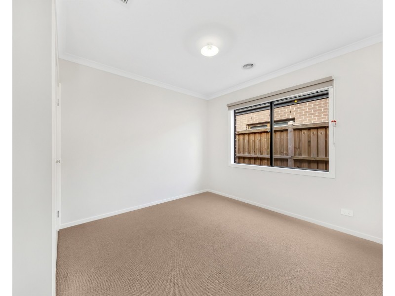 8 Merriweather Street, Truganina VIC 3029