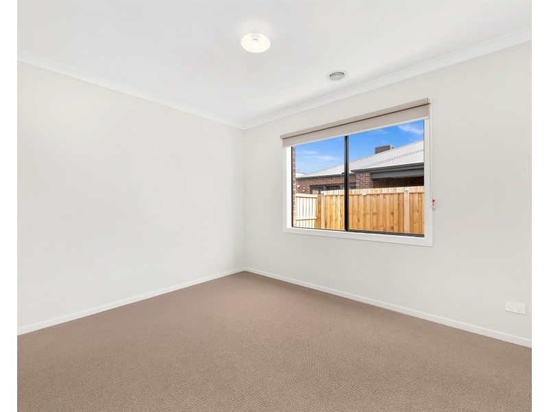 8 Merriweather Street, Truganina VIC 3029