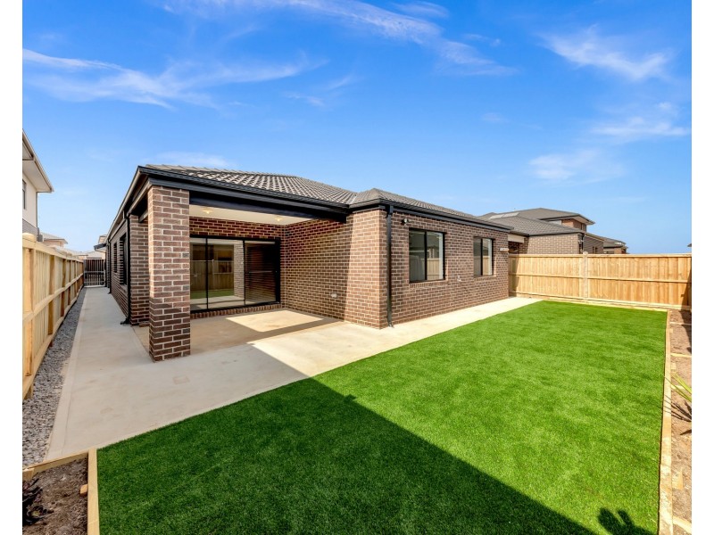 8 Merriweather Street, Truganina VIC 3029