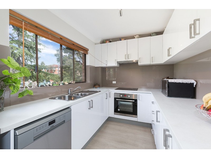 12/28-32 Railway Crescent, Jannali NSW 2226