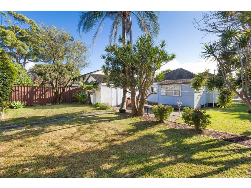 2 Alfred Avenue, Cronulla NSW 2230