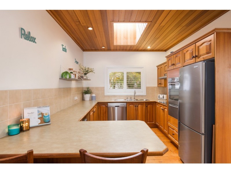 43 Oak Road, Kirrawee NSW 2232