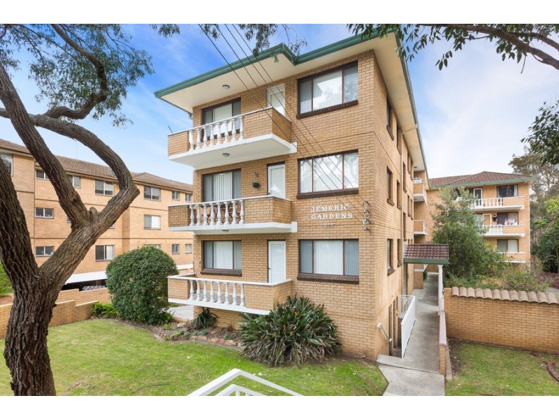 3/3-5 Curtis Road, Caringbah NSW 2229