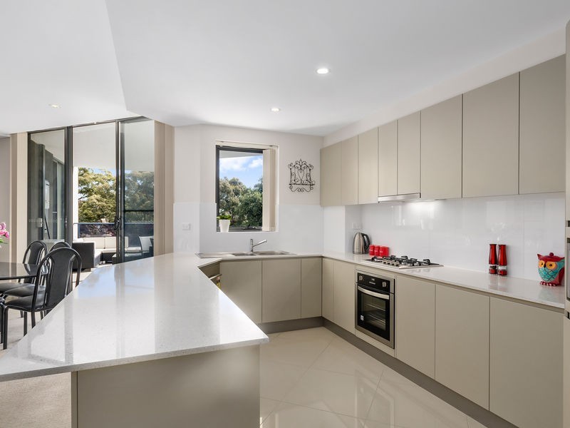 12/10-12 Robertson Street, Sutherland NSW 2232
