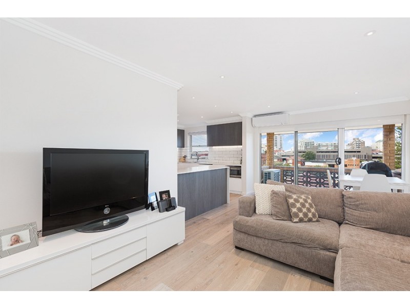 11/8-10 St Andrews Place, Cronulla NSW 2230