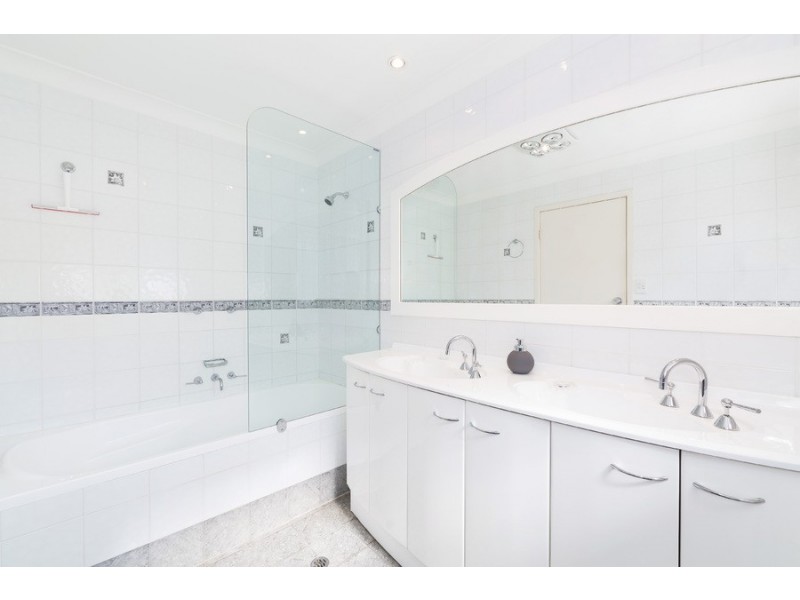 118 Siandra Drive, Kareela NSW 2232