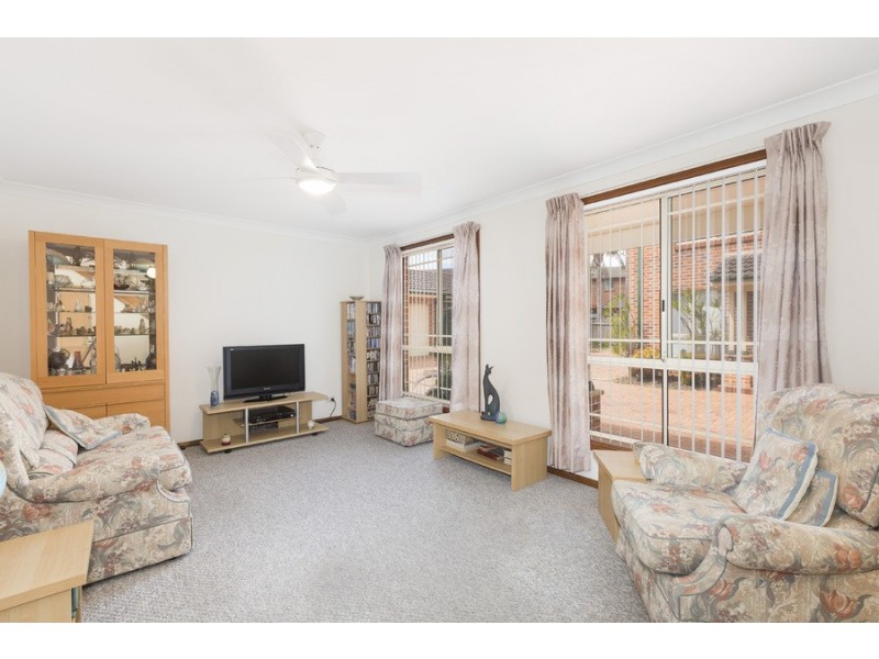 2/106-108 Banksia Avenue, Engadine NSW 2233