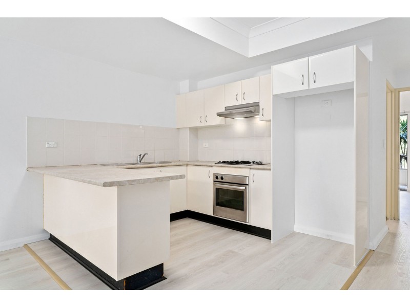 2/58 Belmont Street, Sutherland NSW 2232