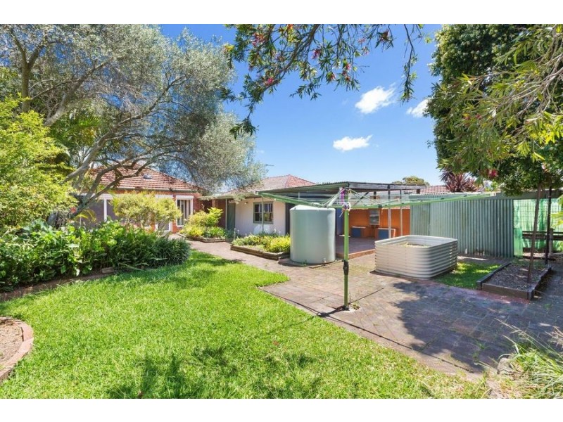 8 Renown Avenue, Miranda NSW 2228