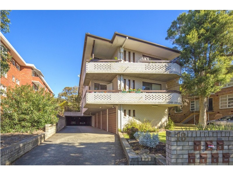 2/18 Banksia Road, Caringbah NSW 2229