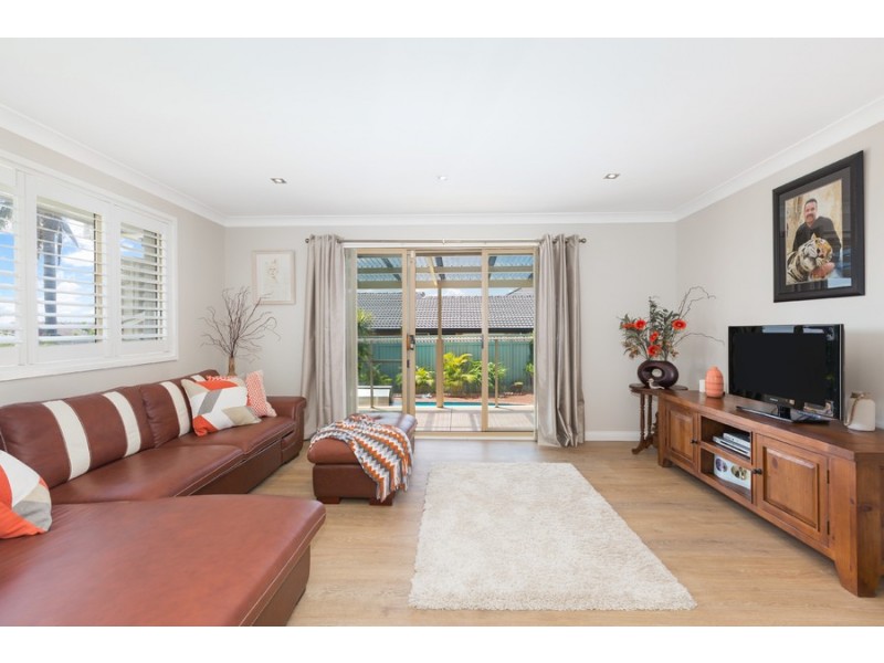 10 Bassia Place, Alfords Point NSW 2234