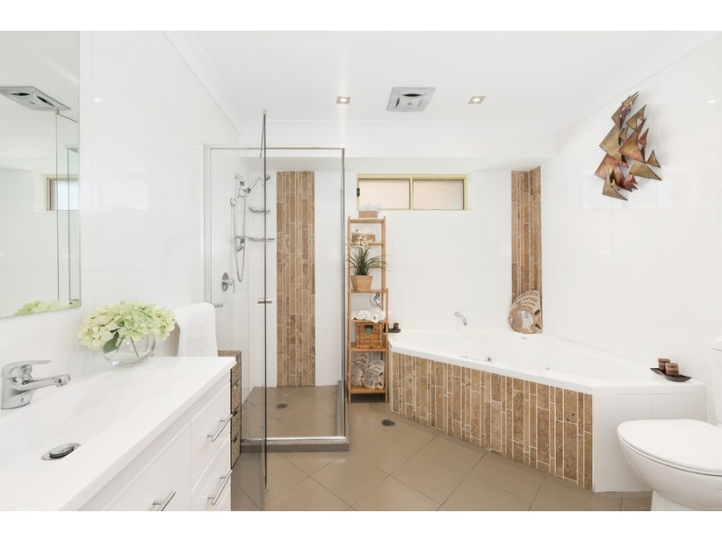 10 Bassia Place, Alfords Point NSW 2234