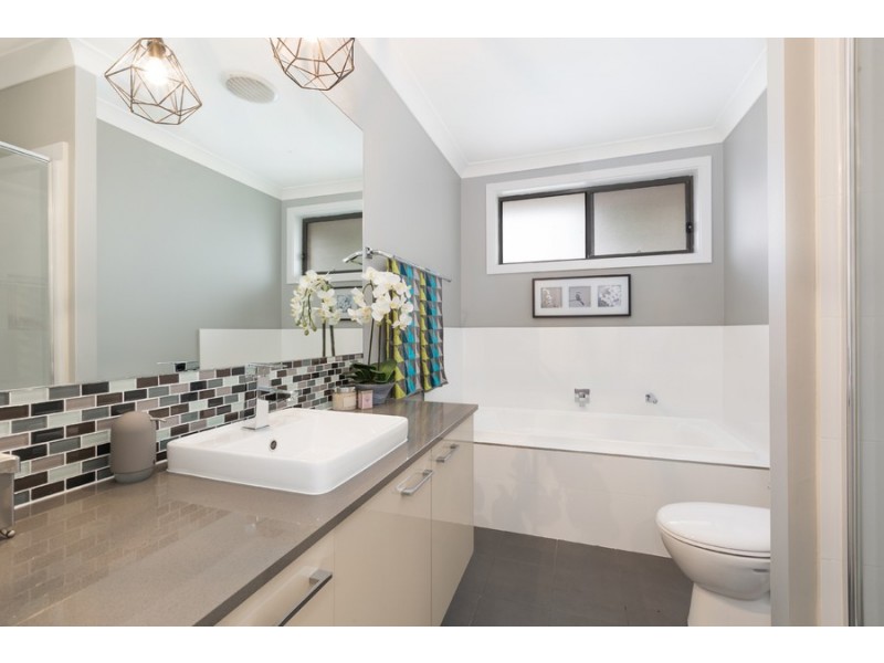 6 Bachli Place, Menai NSW 2234