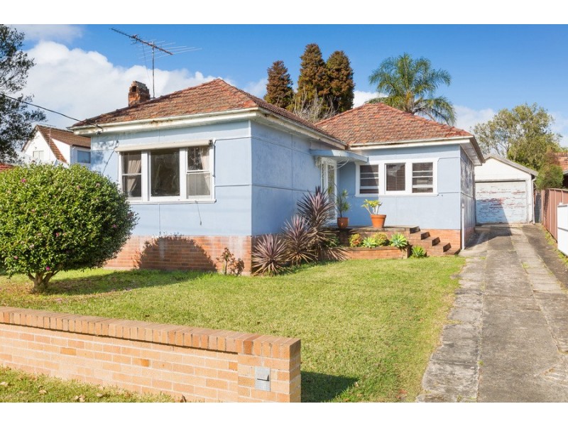 2 Alfred Avenue, Cronulla NSW 2230