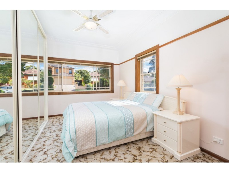 27 Tergur Crescent, Caringbah NSW 2229