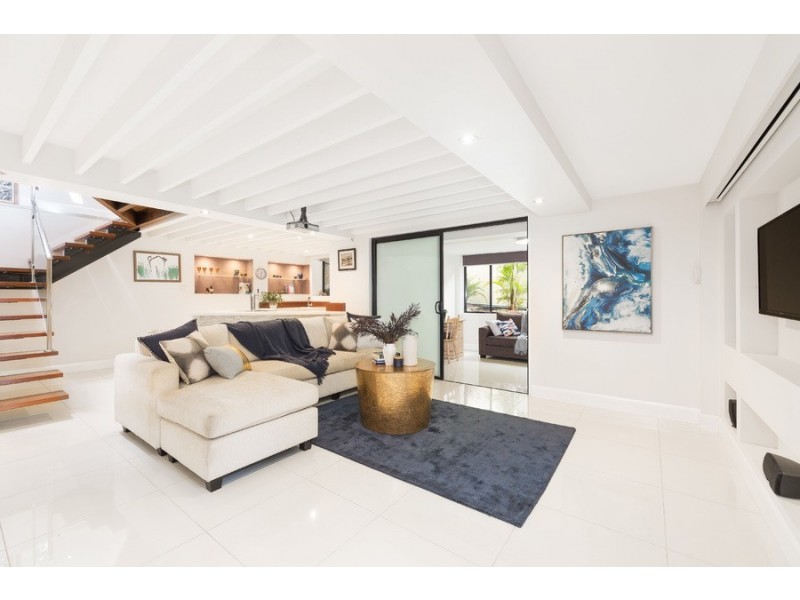 144 Garnet Road, Kirrawee NSW 2232