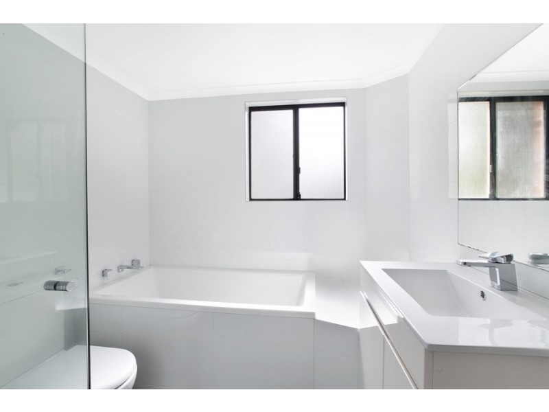 8/506-512 President Avenue, Sutherland NSW 2232