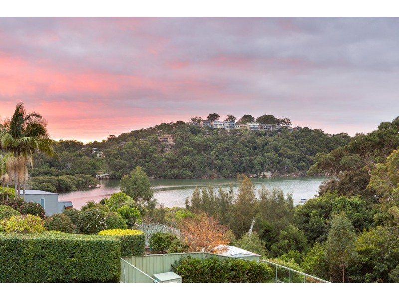 17 Wigens Avenue, Como NSW 2226