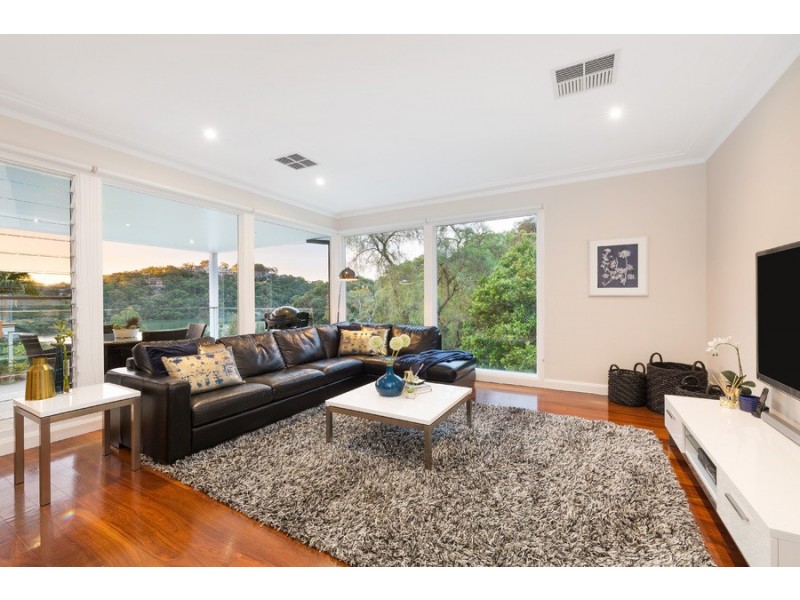 17 Wigens Avenue, Como NSW 2226