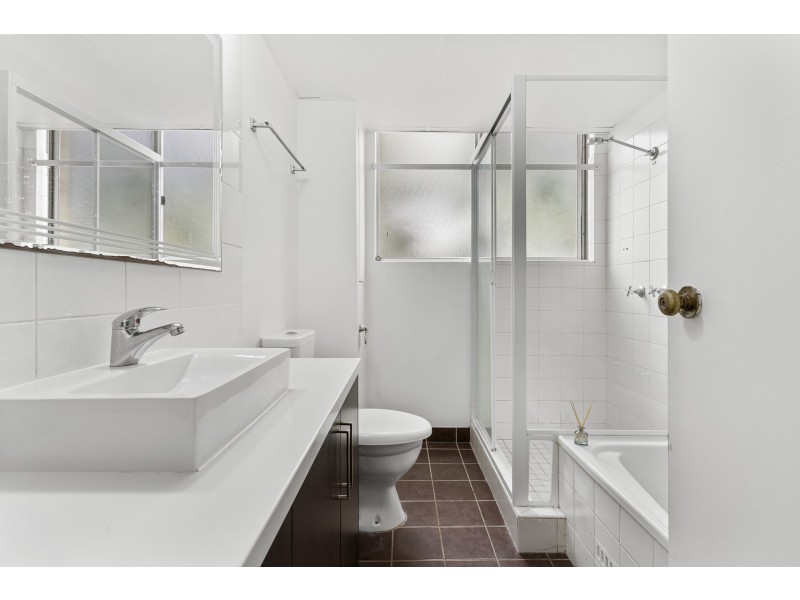 8B/168 Willarong Road, Caringbah NSW 2229