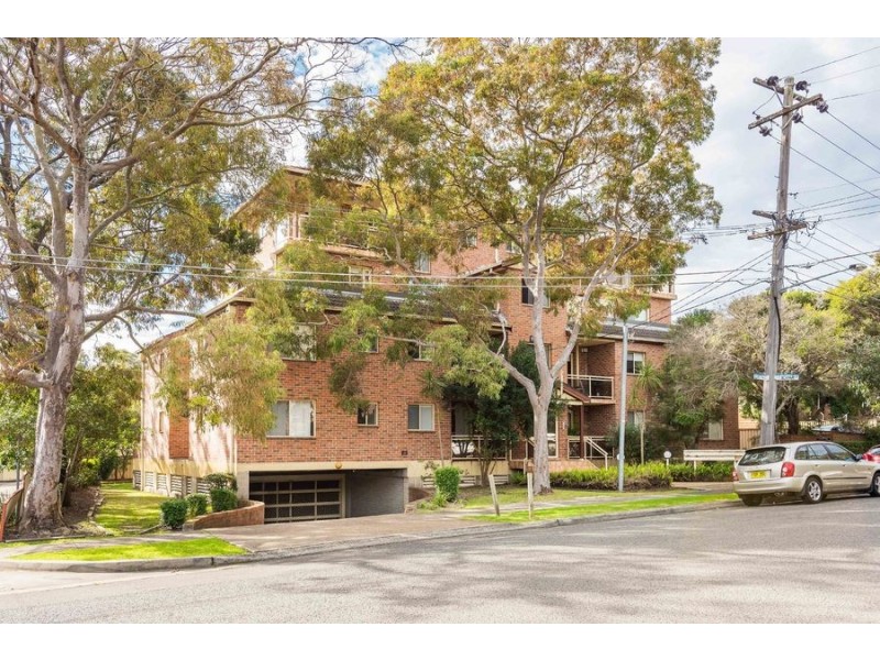 1/15 Clare Street, Sylvania NSW 2224