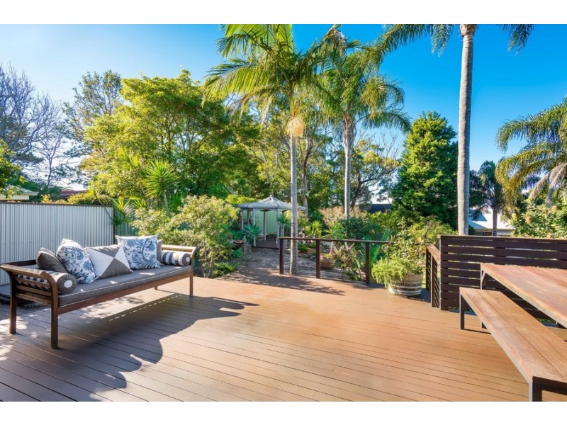 4 Evans Street, Como NSW 2226