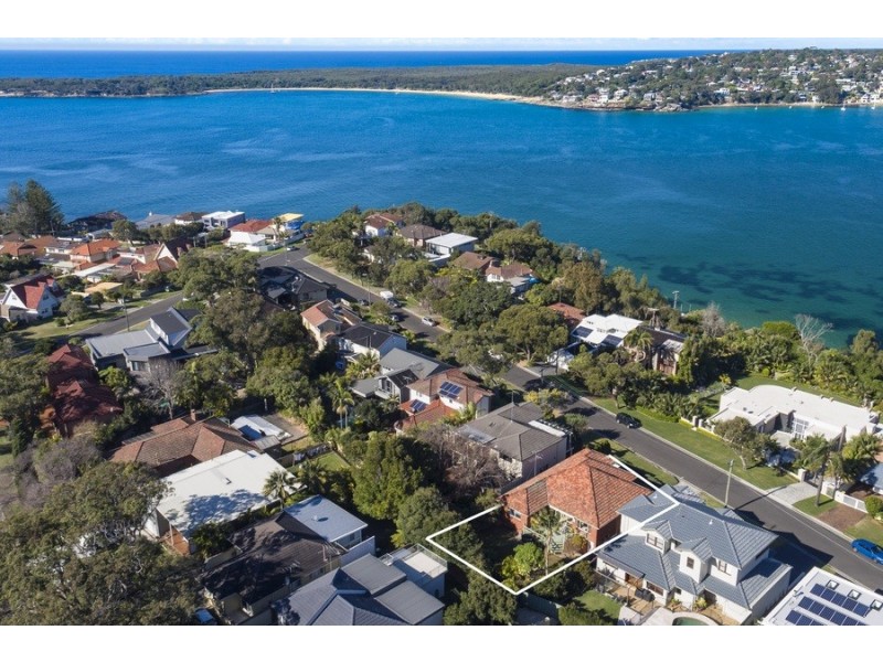 33 Glaisher Parade, Cronulla NSW 2230