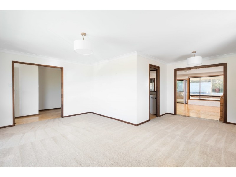 39 Tea Tree Place, Kirrawee NSW 2232