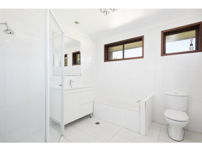 39 Tea Tree Place, Kirrawee NSW 2232