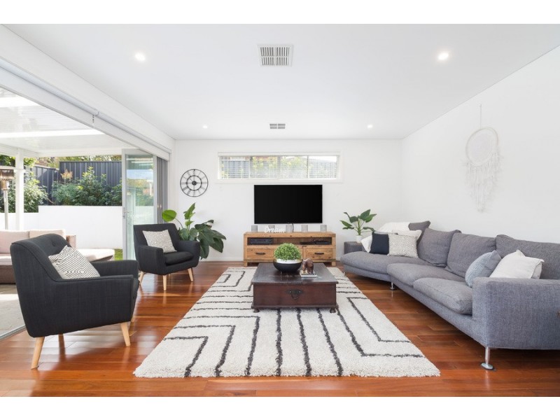 2/29-31 Gannons Road, Caringbah NSW 2229