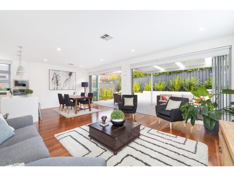 2/29-31 Gannons Road, Caringbah NSW 2229