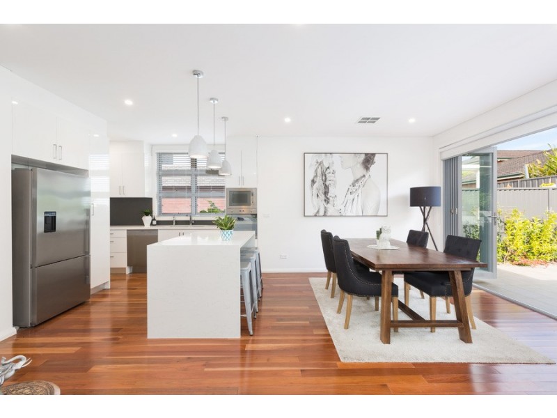 2/29-31 Gannons Road, Caringbah NSW 2229