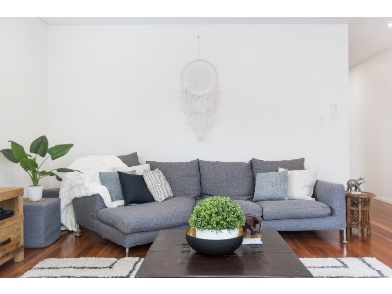 2/29-31 Gannons Road, Caringbah NSW 2229