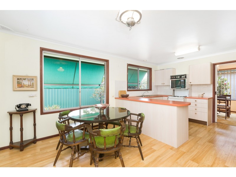 6 Mirbelia Place, Caringbah NSW 2229