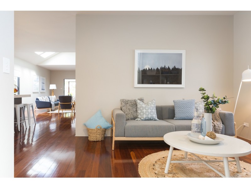 6 Horns Avenue, Gymea Bay NSW 2227